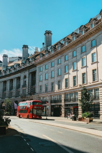 BLOG IMAGE FOR Planning a Date with an Escort in Mayfair
