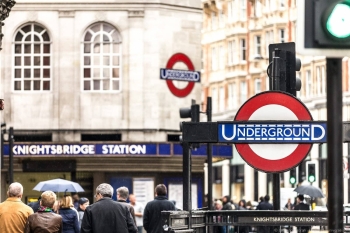 BLOG IMAGE FOR Meeting Escorts - How To get Around London