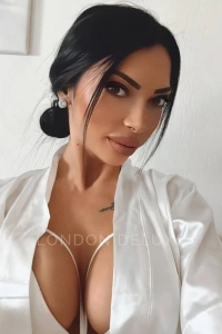 Profile image for Roberta