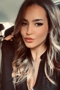 Profile image for Lola