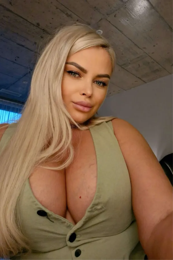 Ashley profile image #5