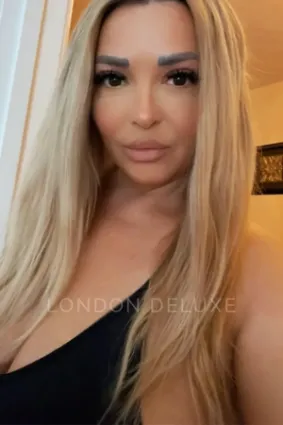 Chloe