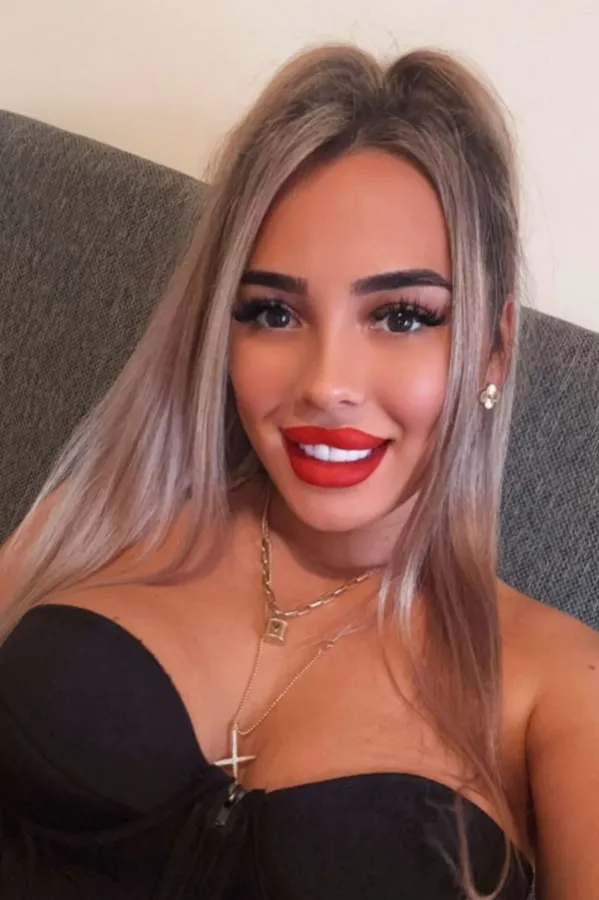 Carol profile image #14