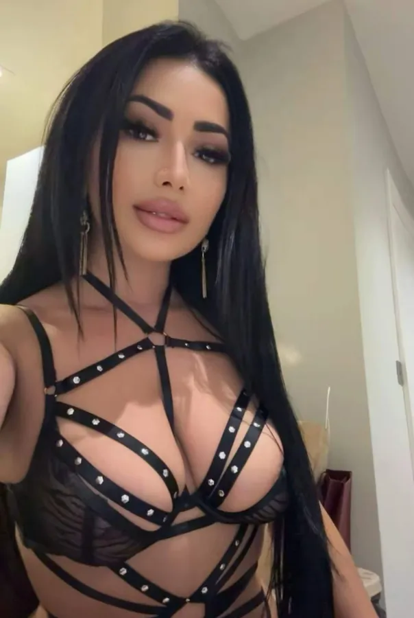 Raysa profile image #13