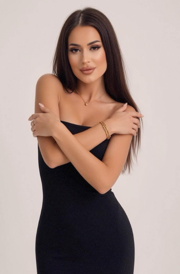 Monica profile image #3