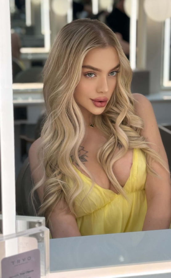 Aria profile image #3