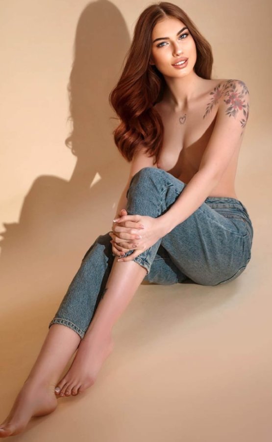 Roxy profile image #7