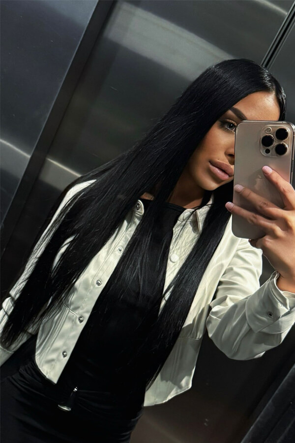 Alexia profile image #5