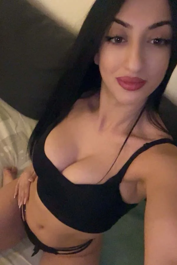Arabella selfie