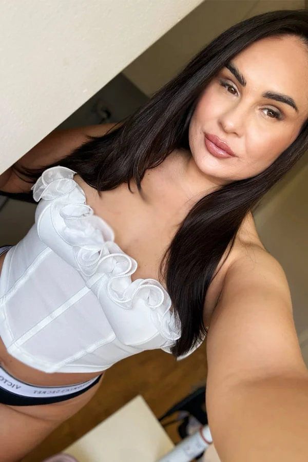 Sara selfie